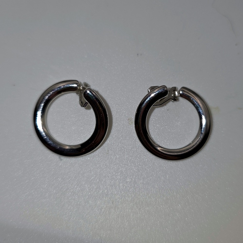 Napier Hoop Clip On Earrings Silver Excellent Signed Polished Vintage Style
